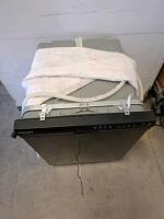 Frigidaire Built-In Dishwasher, Black Finish, 5 Wash Cycles, Front Controls (Unable To Test) - 4