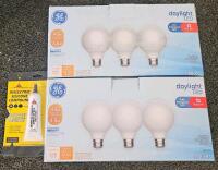 Sunbeam Toaster Tested, Works), GE LED Bulbs, Lighted Mirror, Pans, Storage Bags, Hardware - 4