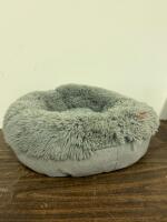 6 Wine Glasses, Gray Fluffy Pet Bed, and Cat Tree With Scratching Post & Feather Toy, Bundle Lot - 4