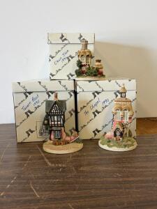 John Hine Studios 'The Chapel', 'Tavern Boot', 'Clown Shoe' Shoe House Figurines