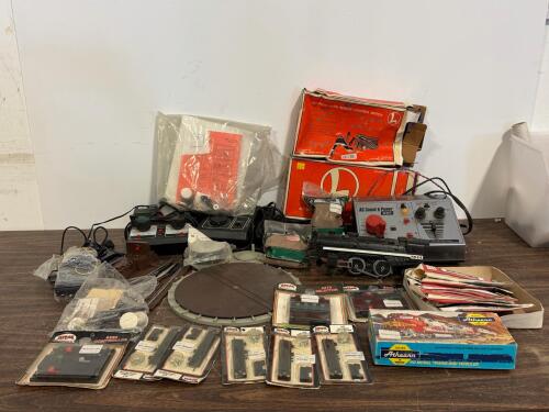Mixed Lionel O-Scale And HO Model Trains: Remotes, Power Packs, Turntable, Track, 8644 Engine