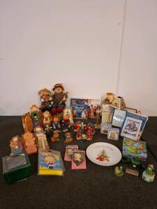 Mixed Collectible Decor Lot: Scarecrow & Frog Figurines, Hermitage Pottery, Frames, TV Cookbooks
