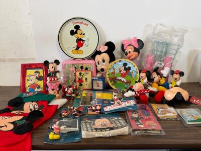 Large Vintage Disney Mickey & Minnie Mouse Collectibles Lot &ndash; Plush, Plates, Clock, Stationery + MORE