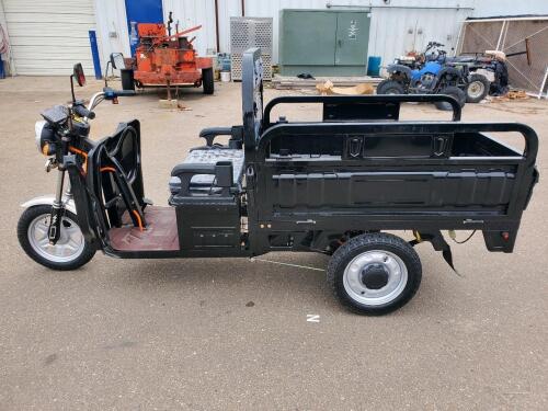 Ranch IRET13 Electric Tricycle, 2026, 60V 1000W, 2 Seats, Cargo Bed, S/N Kr20260101amam0128