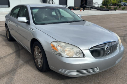 2009 BUICK LUCERNE - 129K MILES!
