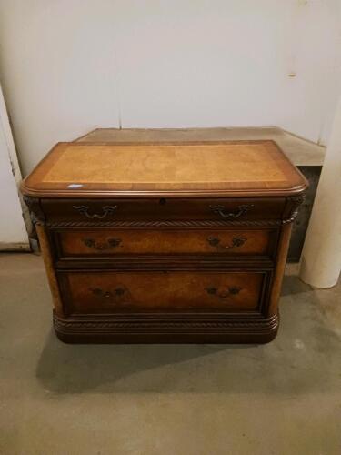 Traditional 2-Drawer Wooden Lateral File Cabinet With Brass Handles And Locking Mechanism