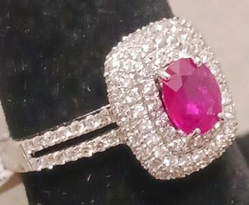 18K White Gold Oval Ruby & Diamond Ring, 0.70Ct Ruby, 0.75Ct Diamonds, 3.5G, Appraisal $7,820, RN032783
