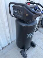 Kobalt 26 Gallon 1.8 HP 150 PSI Portable Vertical Air Compressor 4.2 CFM @90 PSI - 3