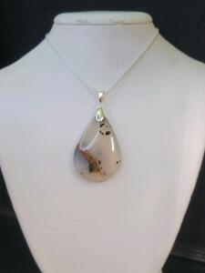 Natural Scenic Dendritic Agate Gemstone Necklace