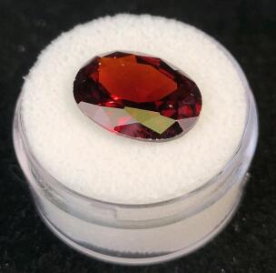 11.15Ct Pigeon Blood Red Ruby Diamond Cut VVS Faceted Gemstone