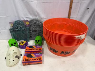 10 Orange 18" Tubs, Tombstones, Green Skulls, Bulbs, Mask, And More Sp-12