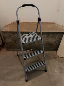COSCO 3-Step Folding Step Ladder, Steel Frame With Aluminum Steps, 225 lb Capacity (F-3)
