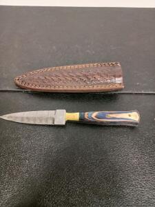 Fixed-Blade Utility/Hunting Knife With Patterned Blade And Leather Sheath