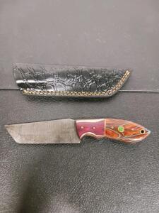 Custom Handmade Fixed-Blade Knife With Damascus Steel Blade And Decorative Handle