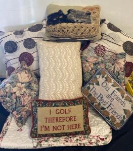 Floral Quilts & Decorative Pillows Set &ndash; Embroidered, Tapestry, Multi-Pattern, Full/Queen Size, 10 Pc+ ( R3 )