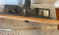Chicago Electric 95380 Bench Top Router Table With 1-3/4 HP Router, 20,000 RPM, 1/2" Collet- Powers On - ( R11 ) - 2