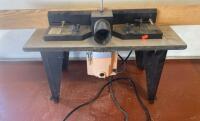 Chicago Electric 95380 Bench Top Router Table With 1-3/4 HP Router, 20,000 RPM, 1/2" Collet- Powers On - ( R11 ) - 3