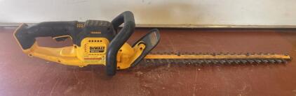 DEWALT DCHT820 22" 20V MAX Cordless Hedge Trimmer, 2800 SPM, Tool-Only, Serial# 872380- No Battery- Unable To Test - ( R11 )