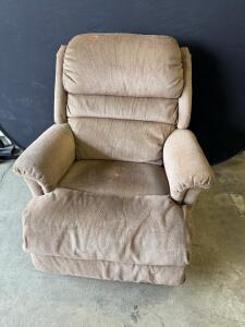 Light Brown Fabric Manual Recliner Chair With Wooden Lever, Padded Armrests, And Footrest