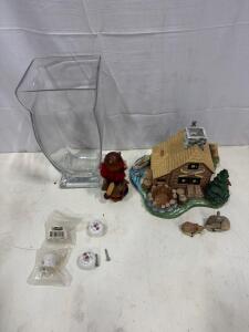Large Glass Vase, Log Cabin Figurine, Liberty Floral Knobs & Wooden Gnome Sp-13