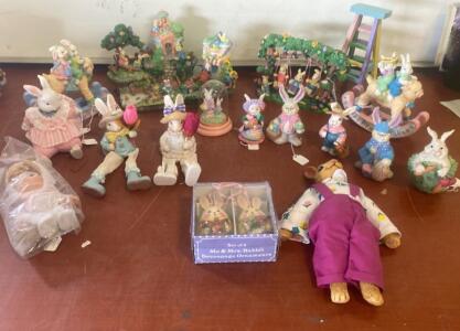 17 Easter Bunny Figurines & Ornaments &ndash; Ceramic, Fabric, Snowglobe, Spring Themes ( SP3 )