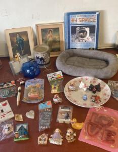 Vintage Decor: Fridge Magnets, Figurines, Prints, Piggy Bank, Pet Bed, Cookie Cutters ( SP3 )