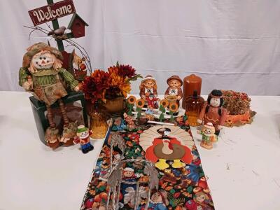 Thanksgiving & Fall Harvest D&eacute;cor &ndash; 13-Piece Set With Scarecrows, Pilgrims, And More