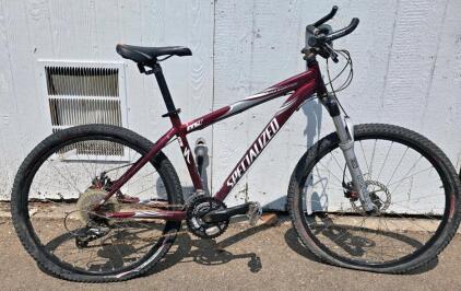 Specialized Rockhopper Hardtail Mountain Bike, RockShox Tora, 26", Disc Brakes, 3x9 Drivetrain