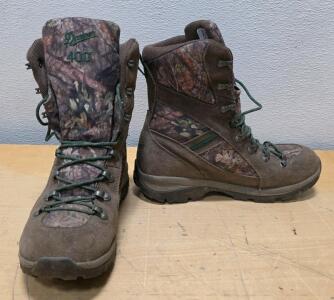 Danner Wayfinder 400G Women&rsquo;s Hunting Boots, Mossy Oak Camo, Size 9, Waterproof Insulated