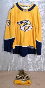 (1) Fanatics Breakaway NHL Nashville Predators Viktor Arvidsson #33 Jersey Men's Size XL & Beanie Cap