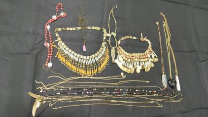 10+ Piece Costume Jewelry Lot: Boho, Coin, Beaded, Pendant & Choker Statement Necklaces Mixed Styles