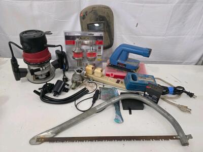 Working 1.5HP Router (315.175040) & non working Ryobi 7.2V Sander Lot w/ Tools, Lockset, Battery
