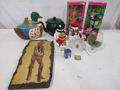 Vintage Barbies: the Heat and Totally Hair. Set of 3 Stacking Holiday Snowman Gift Boxes