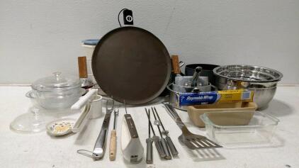 Large Kitchenware Lot &ndash; Kenmore Mixer, Electric Skillet, Stainless Bowls, Glass Bakeware, Utensils (Turns On)