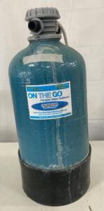On The Go Portable Water Softener, Approx. 16,000 Grains, 3/4" Hose, 22"x9.5", USA Made