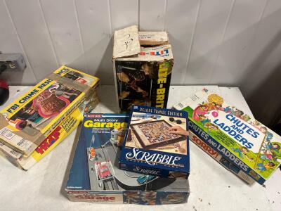 Vintage Hasbro Lite-Brite with Original Box, Board, Colored Pegs, Pattern Sheets, Late 1970s