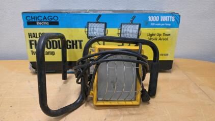 Chicago Electric 66439 Halogen Floodlight, 1000W Twin Lamp Work Light with Original Box