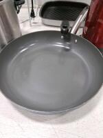 Lot of Assorted Small Kitchen Appliances and Cookware - 10+ Items (Turns On) - 3