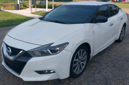 2016 NISSAN MAXIMA - BACKUP CAMERA!