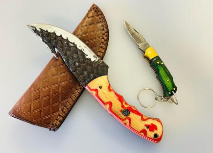 Custom Fixed-Blade Hunting Knife (Red/Yellow Handle, Gut Hook) & Small Folding Pocket Knife (Green/Yellow, Damascus-Style)