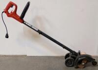 BLACK+DECKER Corded Electric Lawn Edger, 7.5" Blade, Adjustable Depth, 3-Wheel