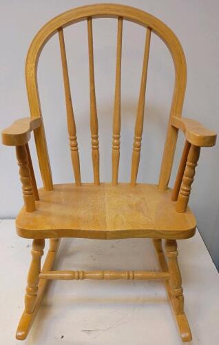 Child&rsquo;s Wooden Rocking Chair, Traditional Spindle-Back Design, Solid Hardwood Construction 24"x12"