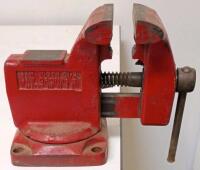 Wilton 3" Bench Vise, Fixed Base, Made in USA, 3" Jaw Width & Opening, Cast Iron & Air Hose With Mountable Reel - 5