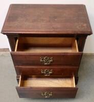 Traditional Wooden 2-Drawer Nightstand with Brass-Tone Pulls and Ornate Detailing - 2