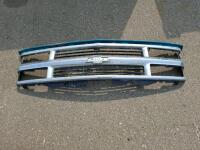 1988&ndash;1993 Chevrolet C/K Pickup Grille, Silverado Suburban Blazer, Silver/Blue, OEM Style
