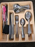 Chicago Cutlery Walnut Knife Set, Pyrex Bakeware, Serving Trays, Flatware & Kitchen Linens - 4