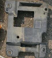Assorted 1988-1998 Chevrolet/GMC Truck/SUV Exterior Parts: Headlights, Taillights, Bezels, Hardware - 6