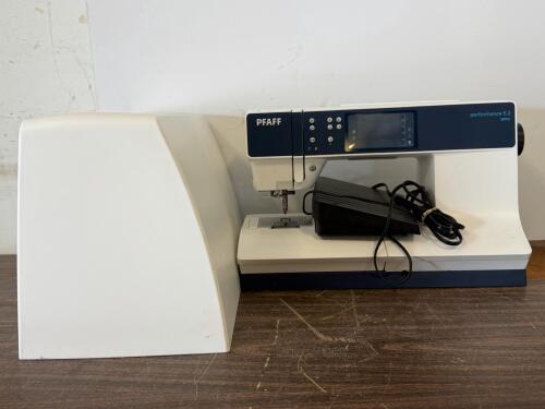 Pfaff Performance 5.2 Computerized Sewing Machine, 221 Stitches, IDT, Hard Case, Foot Pedal (unable to test, no power cord)