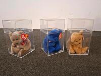 Ty Beanie Babies Collection with Display Cases, Decorative Plush, and Accessories, Christmas plush decor - 2