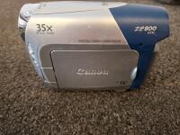 Canon ZR800 MiniDV Camcorder with 35x Optical Zoom, 2.7" LCD, and Night Mode, no cords to test. Childs Elsa costume - 5